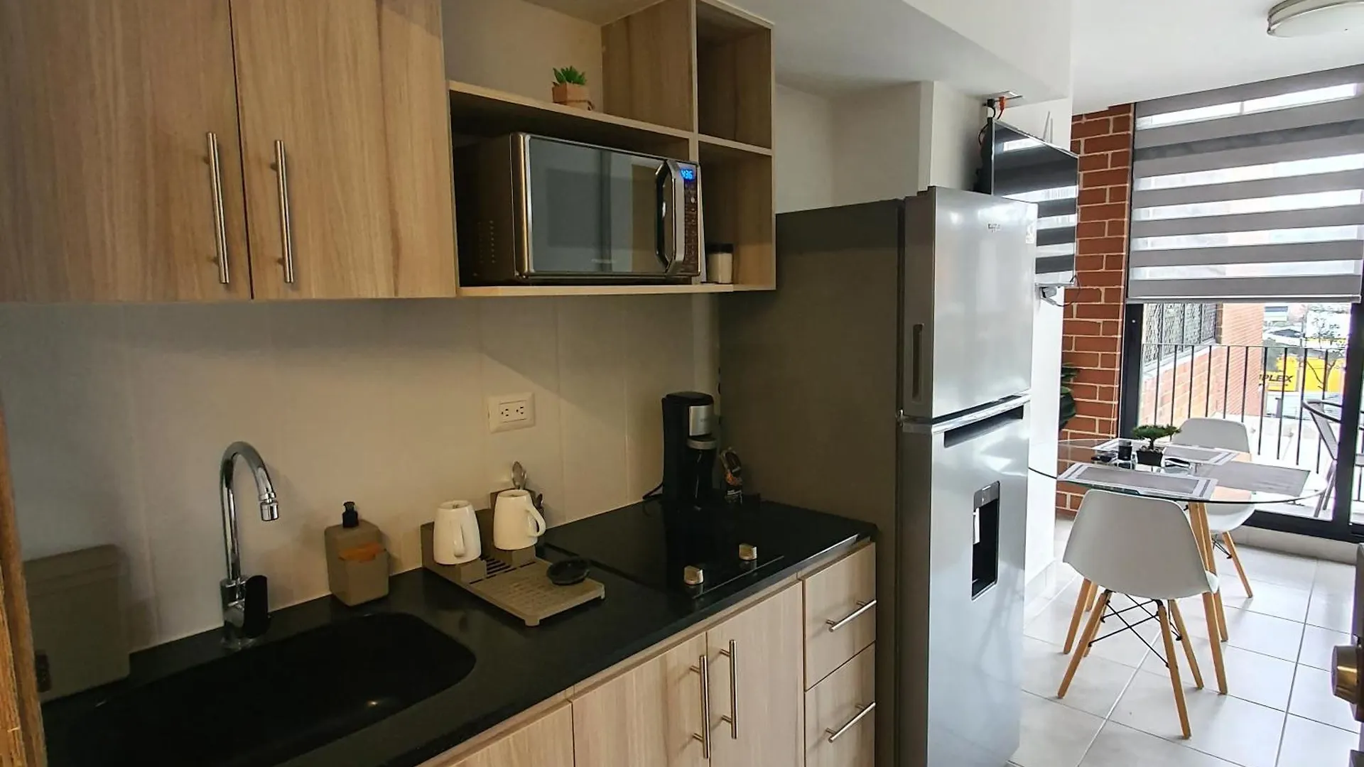 Apartment Alojamiento Tipo Loft 2 Camas Con Parqueo Guatemala City Guatemala