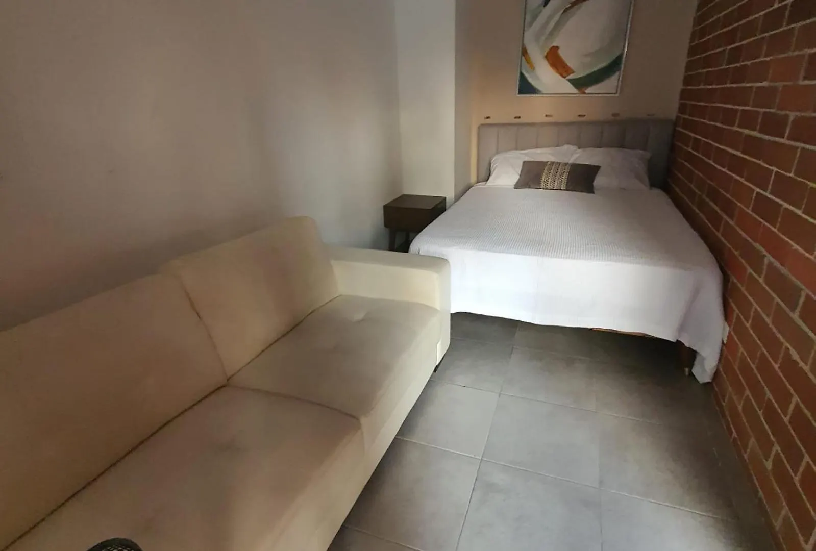 Alojamiento Tipo Loft 2 Camas Con Parqueo Guatemala City